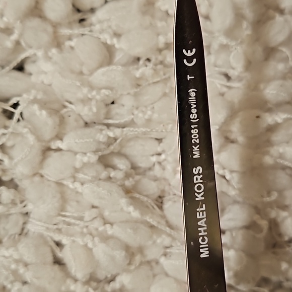 Michael Kors Sunglasses - Picture 9 of 15